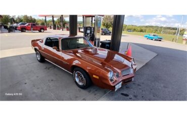 Chevrolet-Camaro-1980-Bronze-Black-35