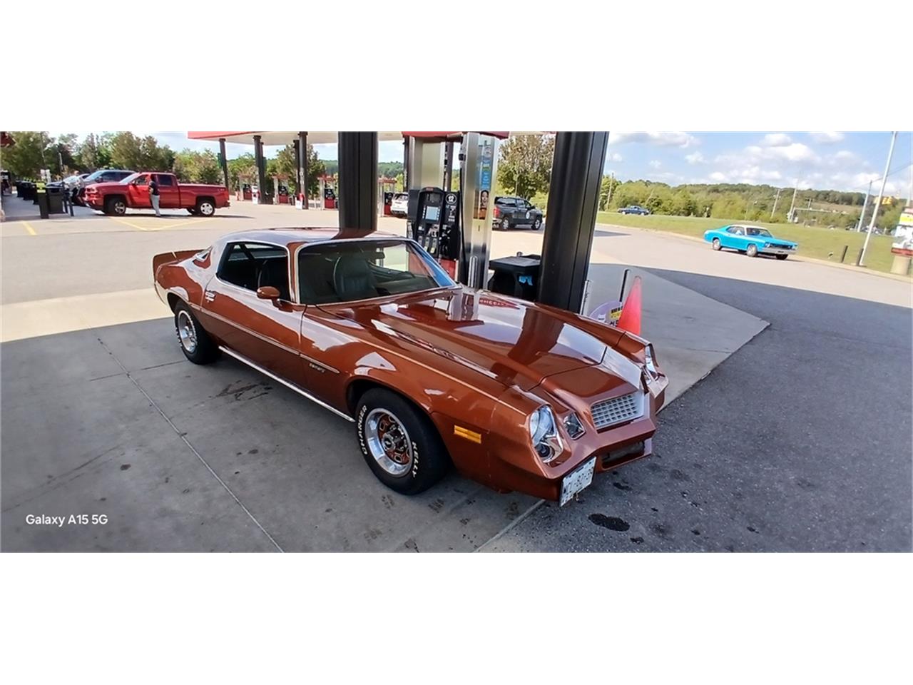 Chevrolet-Camaro-1980-Bronze-Black-35