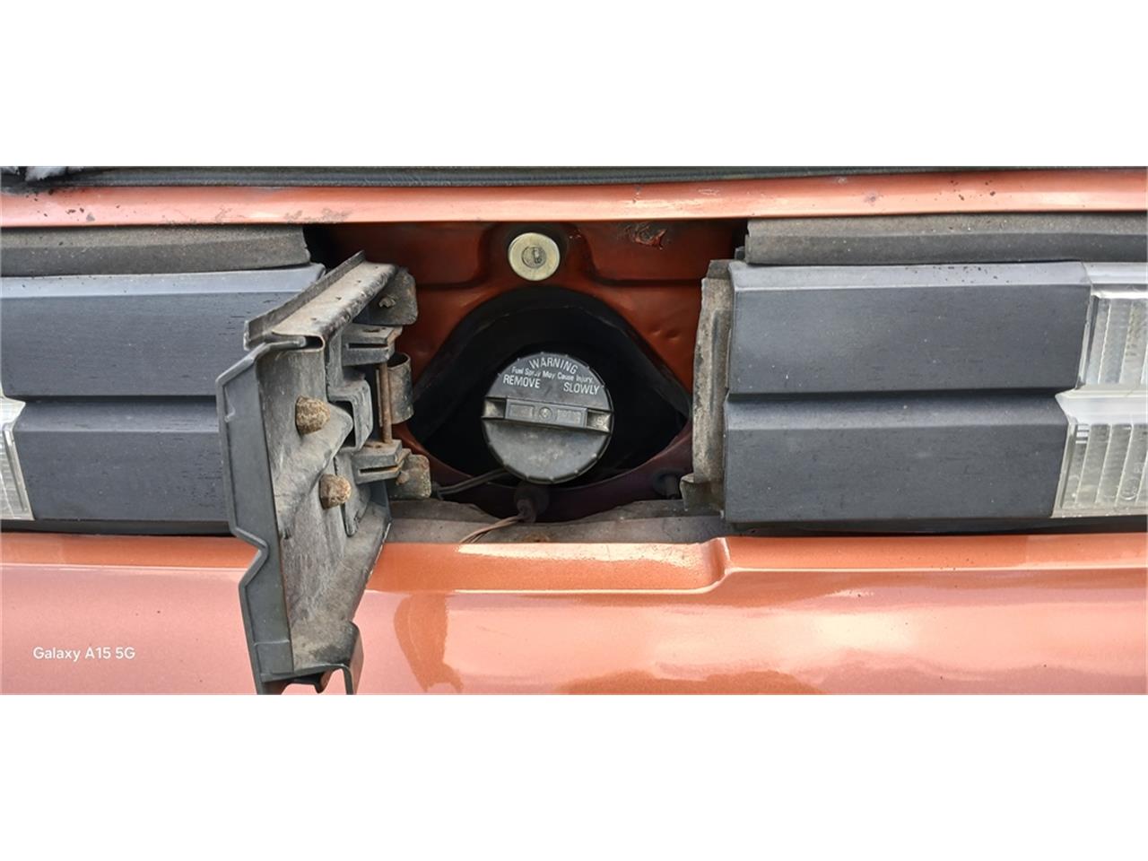 Chevrolet-Camaro-1980-Bronze-Black-46