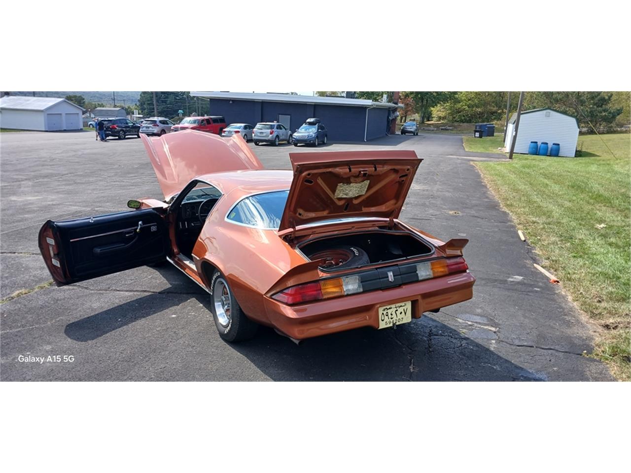Chevrolet-Camaro-1980-Bronze-Black-49