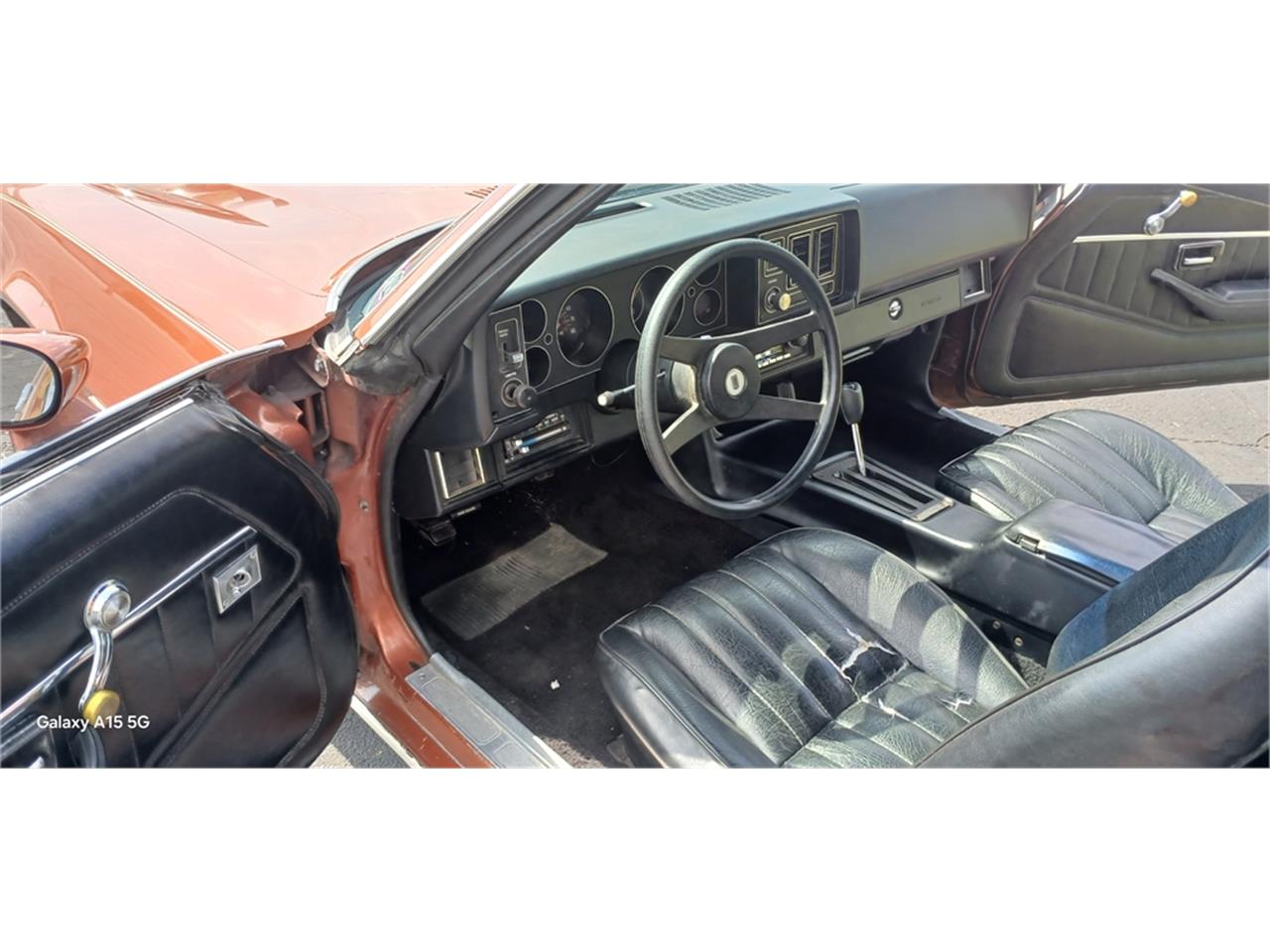 Chevrolet-Camaro-1980-Bronze-Black-56