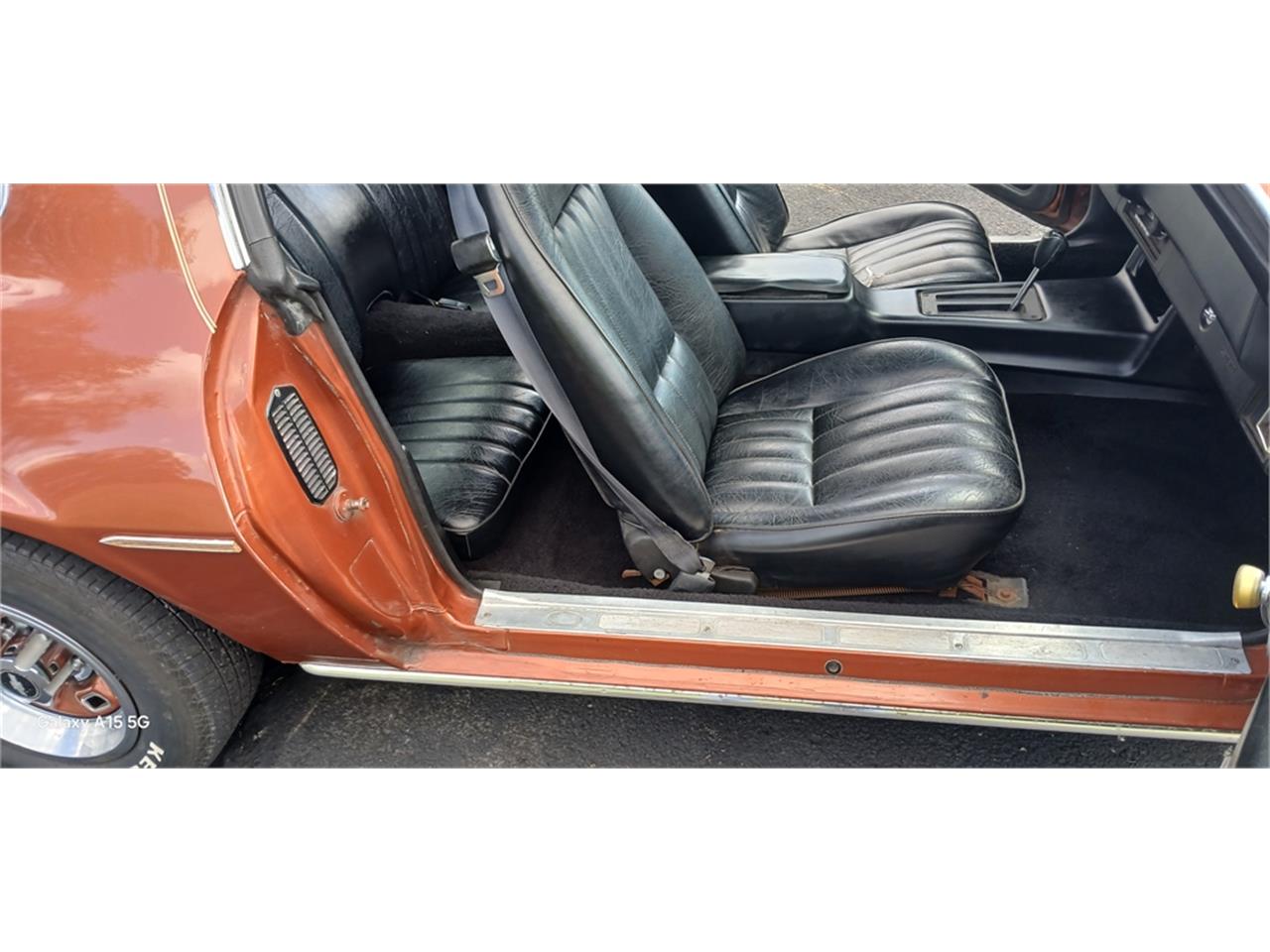 Chevrolet-Camaro-1980-Bronze-Black-63