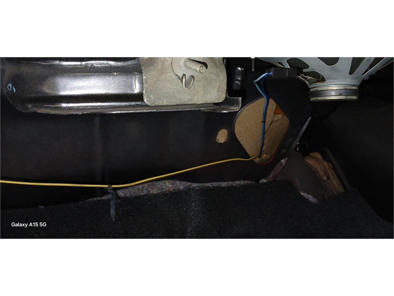 Chevrolet-Camaro-1980-Bronze-Black-70