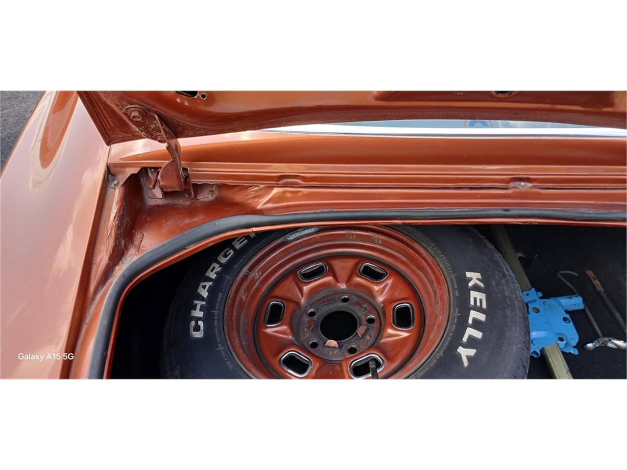 Chevrolet-Camaro-1980-Bronze-Black-75