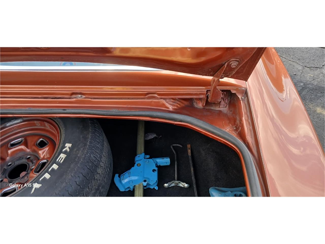 Chevrolet-Camaro-1980-Bronze-Black-76