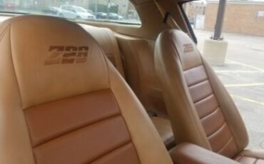 Chevrolet-Camaro-1980-Brown-Tan-18