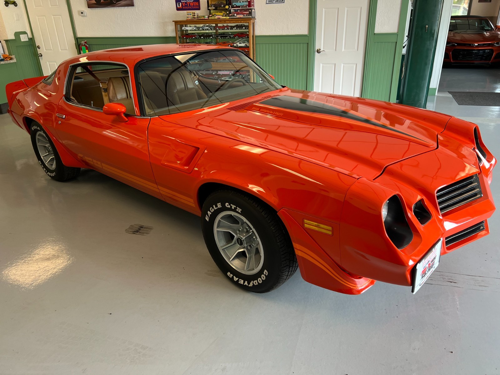 Chevrolet-Camaro-1980-Coupe-1