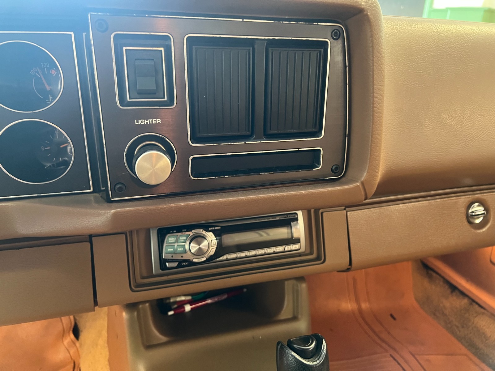 Chevrolet-Camaro-1980-Coupe-17