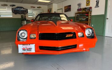 Chevrolet-Camaro-1980-Coupe-2