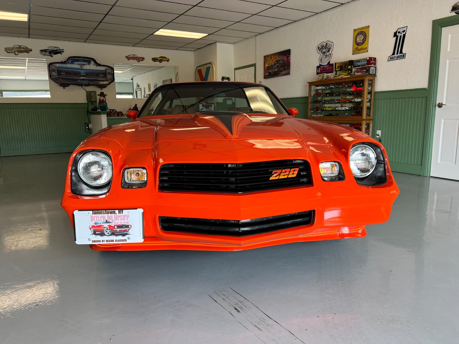 Chevrolet-Camaro-1980-Coupe-2