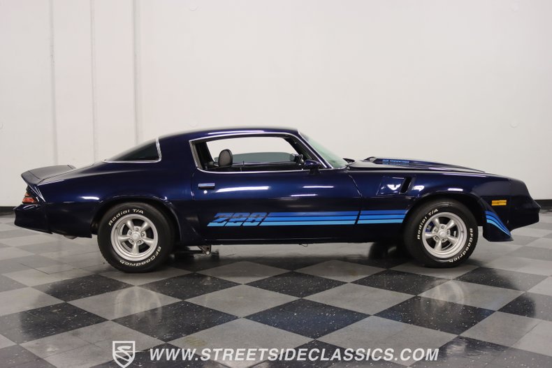 Chevrolet-Camaro-1980-Dark-Blue-Black-15