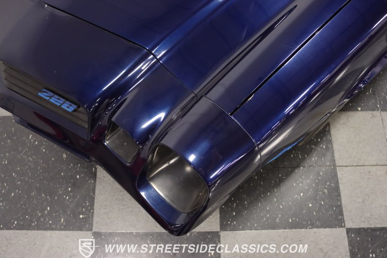 Chevrolet-Camaro-1980-Dark-Blue-Black-22