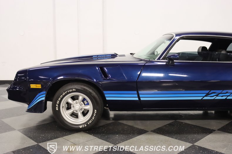Chevrolet-Camaro-1980-Dark-Blue-Black-24