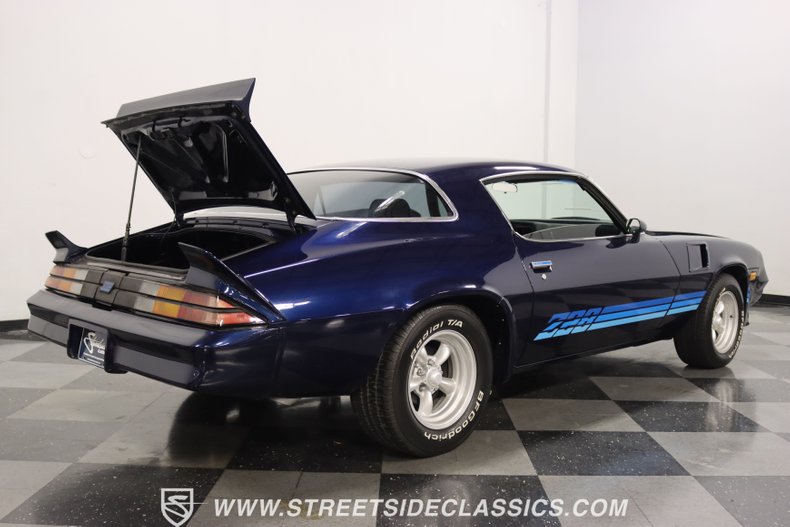 Chevrolet-Camaro-1980-Dark-Blue-Black-32