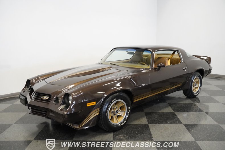 Chevrolet-Camaro-1980-Dark-Brown-Tan-12