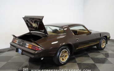 Chevrolet-Camaro-1980-Dark-Brown-Tan-13