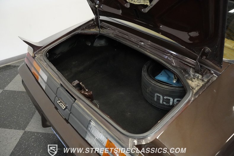 Chevrolet-Camaro-1980-Dark-Brown-Tan-15