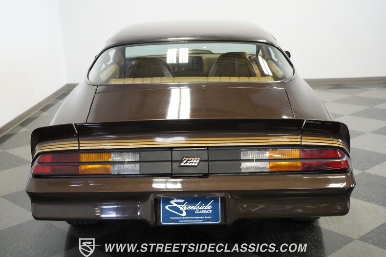 Chevrolet-Camaro-1980-Dark-Brown-Tan-17