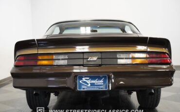 Chevrolet-Camaro-1980-Dark-Brown-Tan-18