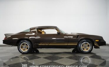 Chevrolet-Camaro-1980-Dark-Brown-Tan-28