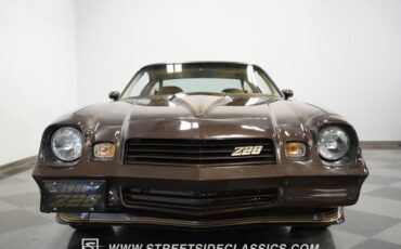 Chevrolet-Camaro-1980-Dark-Brown-Tan-6