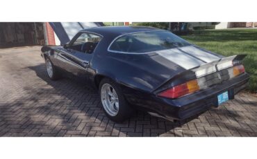 Chevrolet-Camaro-1980-dark-blue-white-black-13