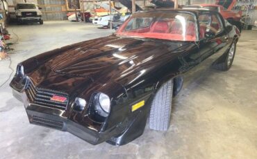 Chevrolet-Camaro-1981-Black-18
