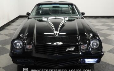 Chevrolet-Camaro-1981-Black-Black-13