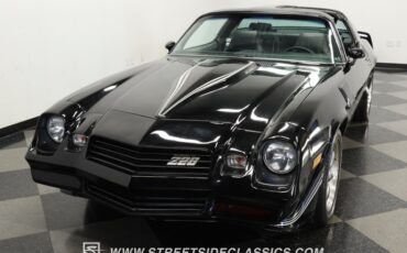 Chevrolet-Camaro-1981-Black-Black-14