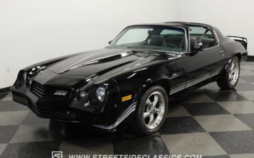 Chevrolet-Camaro-1981-Black-Black-15