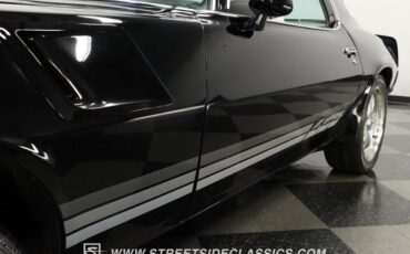 Chevrolet-Camaro-1981-Black-Black-19