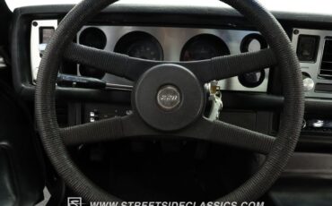 Chevrolet-Camaro-1981-Black-Black-33