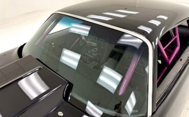 Chevrolet-Camaro-1981-Black-Black-37