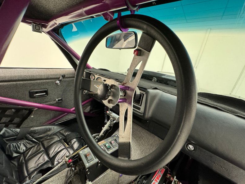 Chevrolet-Camaro-1981-Black-Black-39
