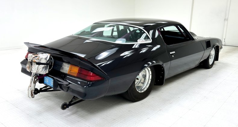 Chevrolet-Camaro-1981-Black-Black-40