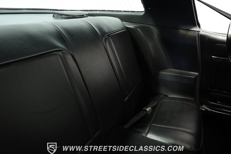 Chevrolet-Camaro-1981-Black-Black-41