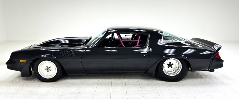Chevrolet-Camaro-1981-Black-Black-7
