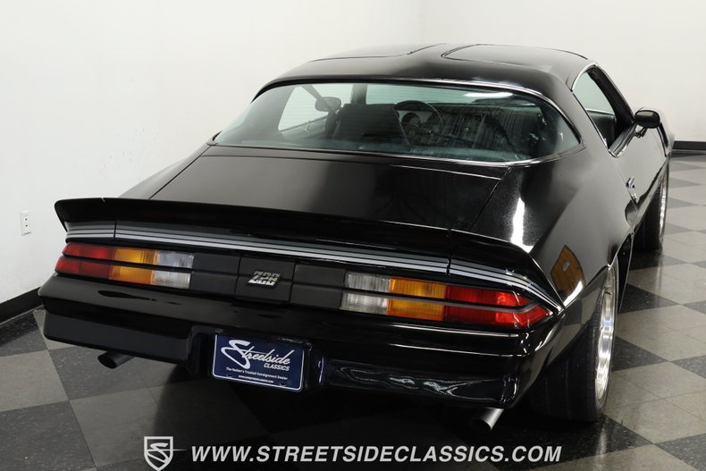 Chevrolet-Camaro-1981-Black-Black-9
