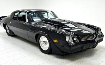 Chevrolet-Camaro-1981-Black-Black-9