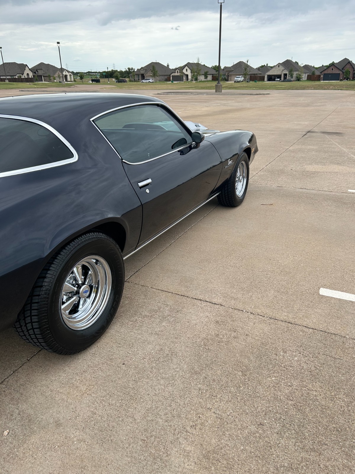 Chevrolet-Camaro-1981-Coupe-10
