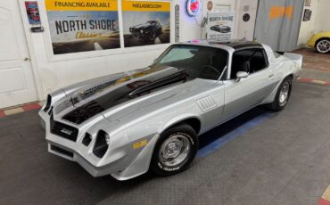 Chevrolet-Camaro-1981-Coupe