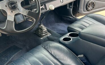 Chevrolet-Camaro-1981-Coupe-15