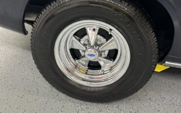 Chevrolet-Camaro-1981-Coupe-19