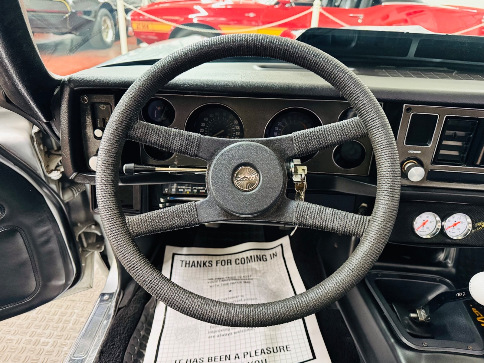 Chevrolet-Camaro-1981-Coupe-36