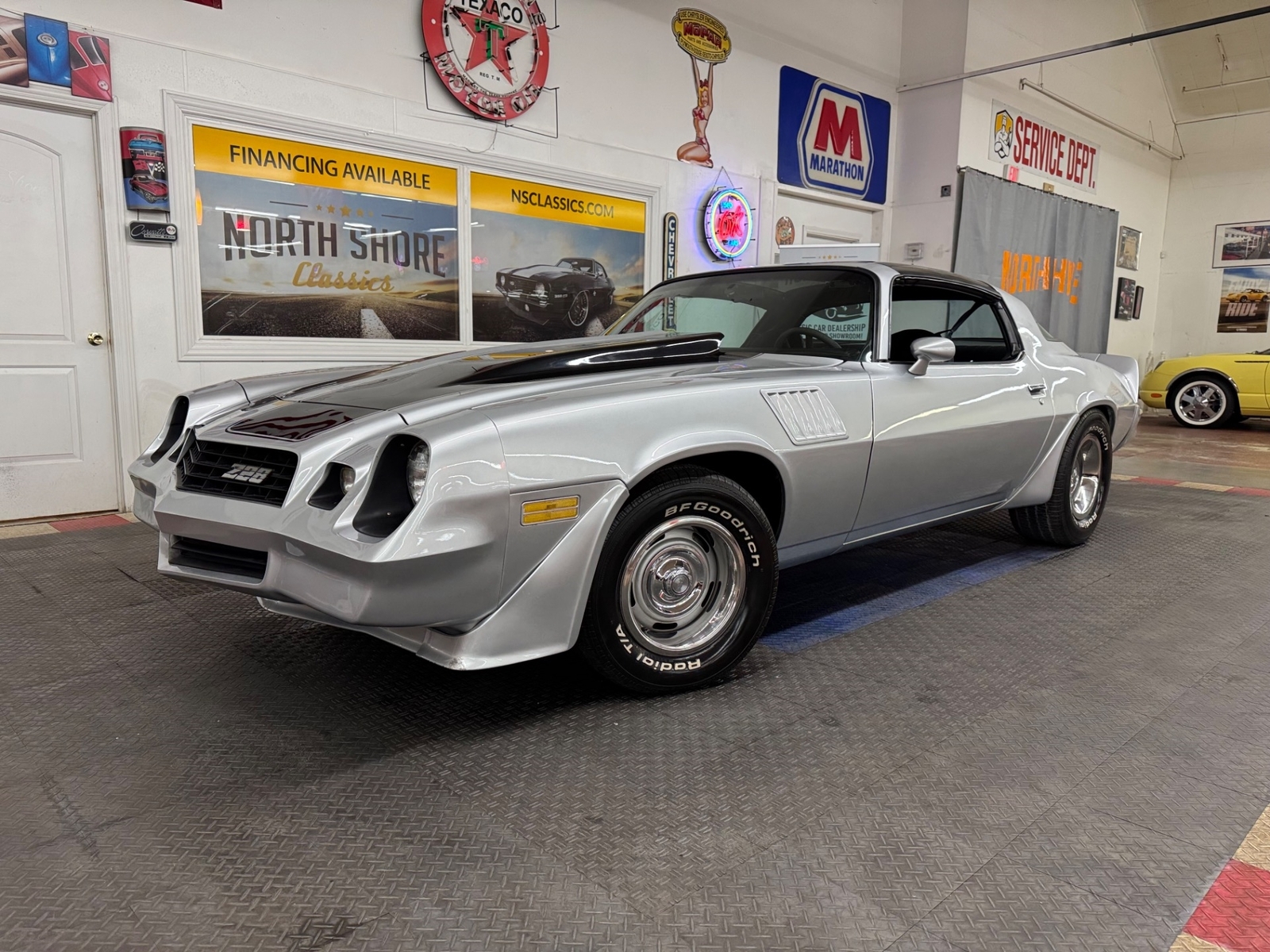 Chevrolet-Camaro-1981-Coupe-4