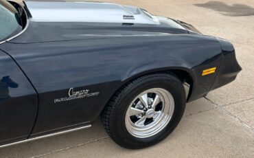 Chevrolet-Camaro-1981-Coupe-8