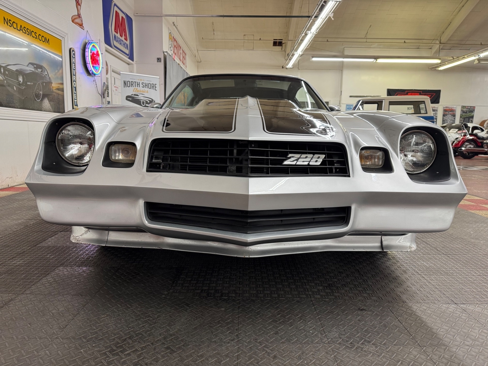Chevrolet-Camaro-1981-Coupe-9