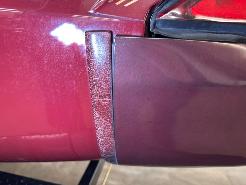 Chevrolet-Camaro-1981-Maroon-Camel-3