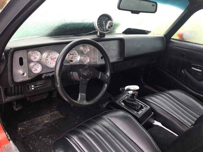 Chevrolet-Camaro-1981-Orange-Black-5