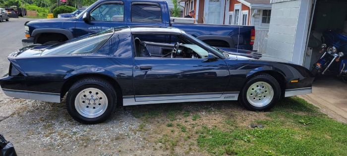 Chevrolet-Camaro-1982-Blue-8
